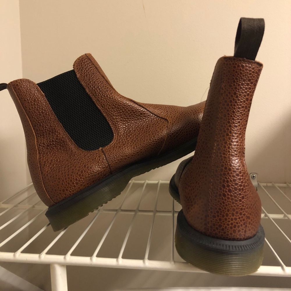 Doc Marten Chelsea boot